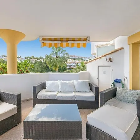 Charming Andalusian Style Flat Pool, Golf And Parking Apartment Sitio de Calahonda