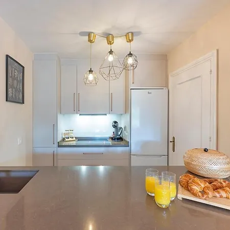 Charming Andalusian Style Flat Pool, Golf And Parking Apartment