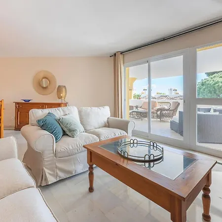 Charming Andalusian Style Flat Pool, Golf And Parking Lejlighed