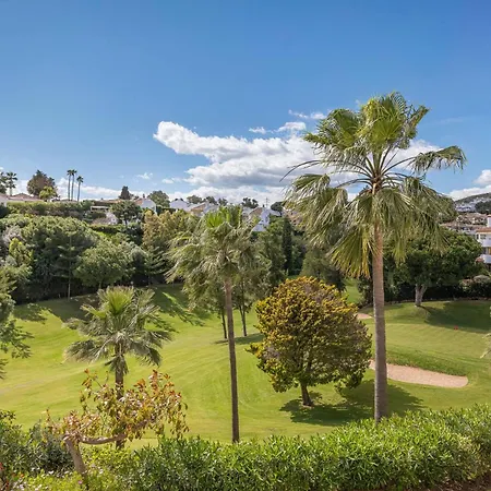 Charming Andalusian Style Flat Pool, Golf And Parking *